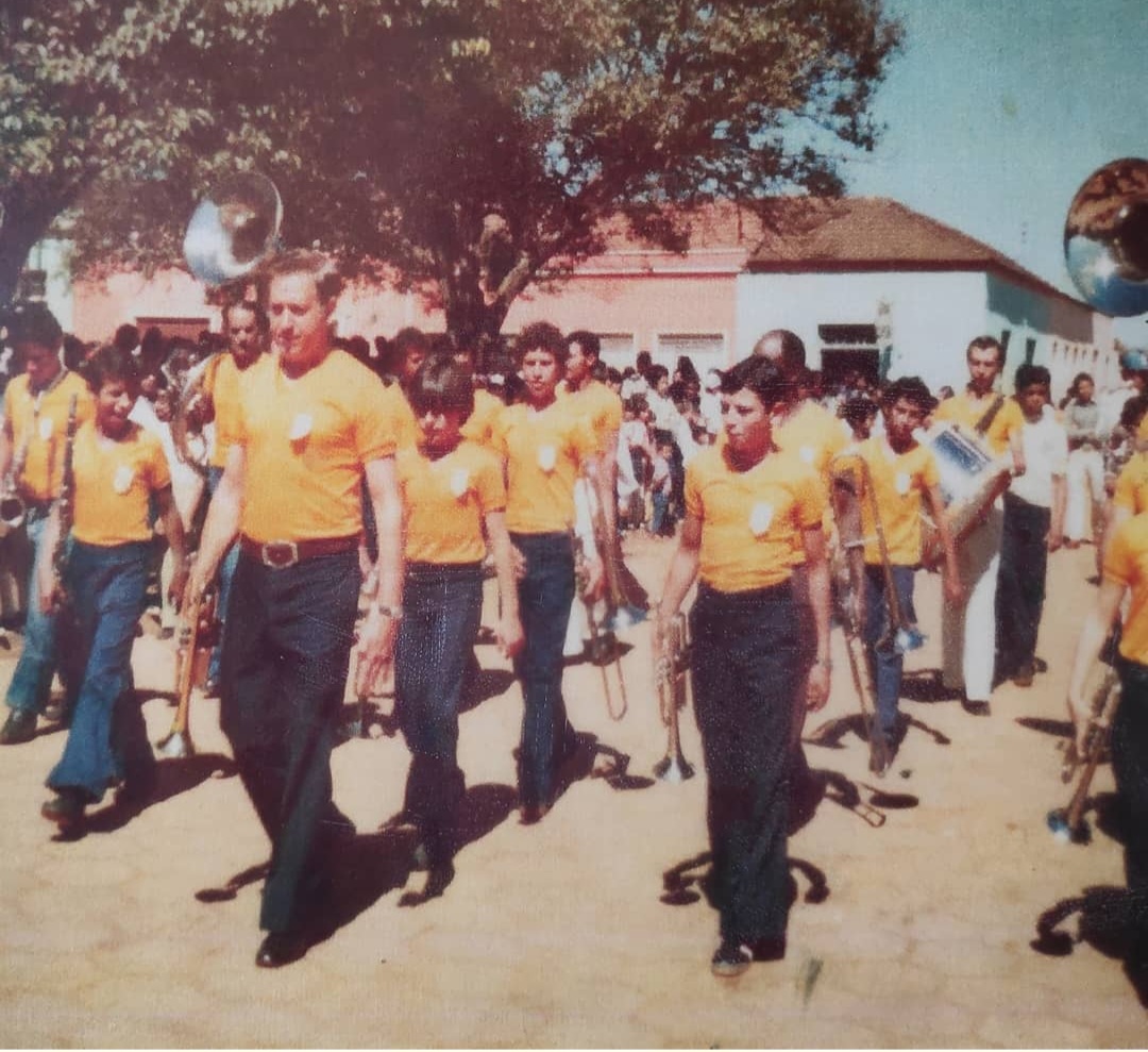 1980-Banda_Renato_Desfile_01.jpg